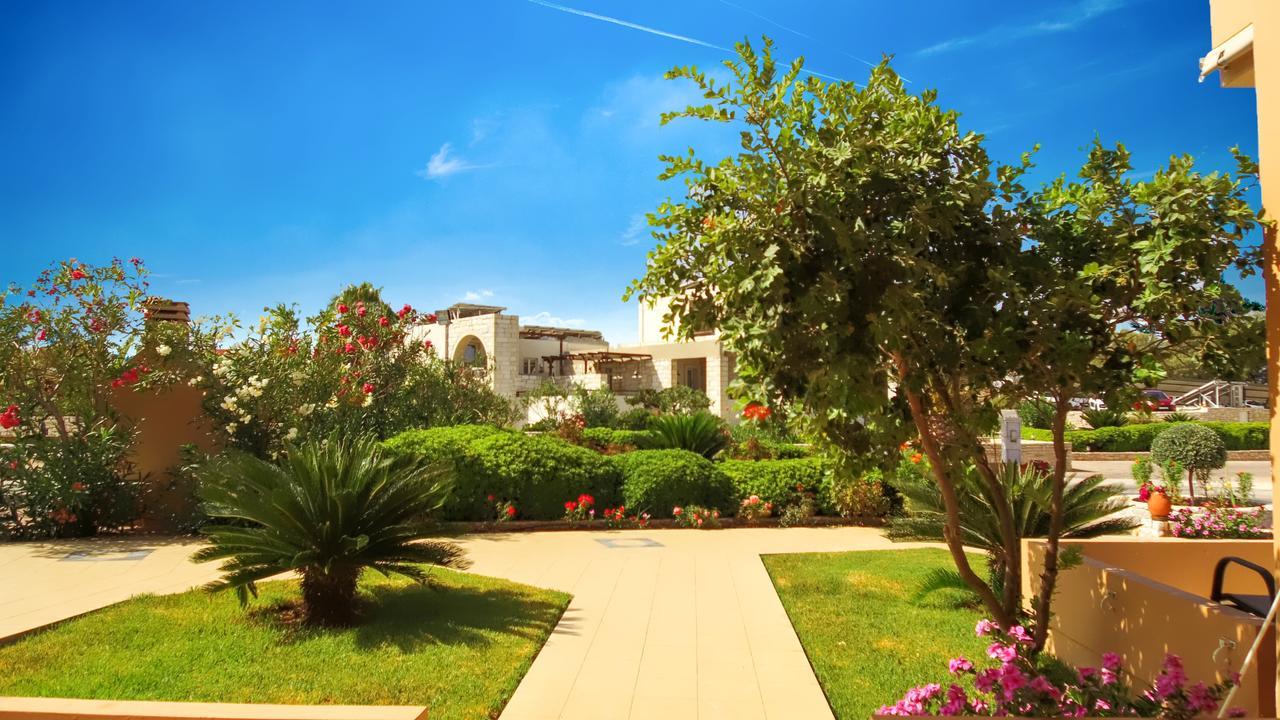 Nanakis Beach Apartments Stavrós Екстериор снимка